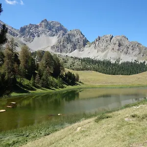 Appartement Skis Aux Pieds Dans Un Cosy Au Coeur Du Queyras, Molines-en-Queyras